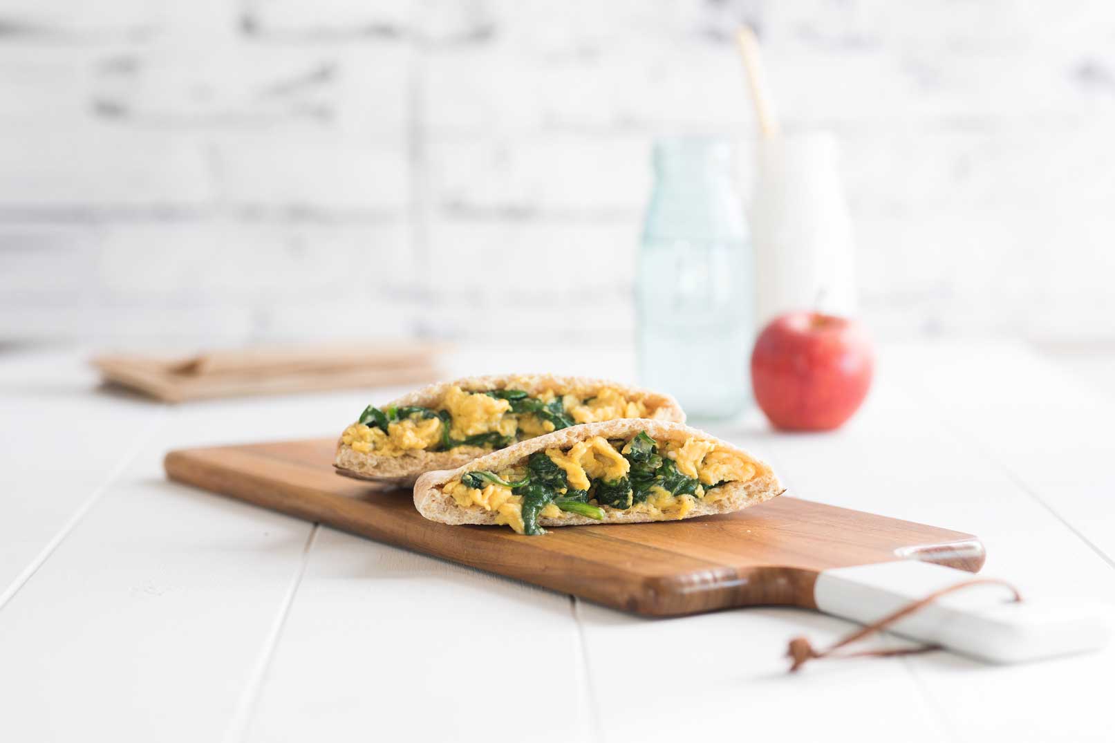 Spinach and egg pita